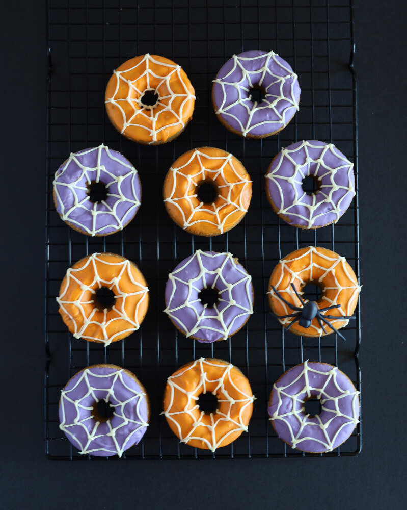 dyniowe donuty na Halloween