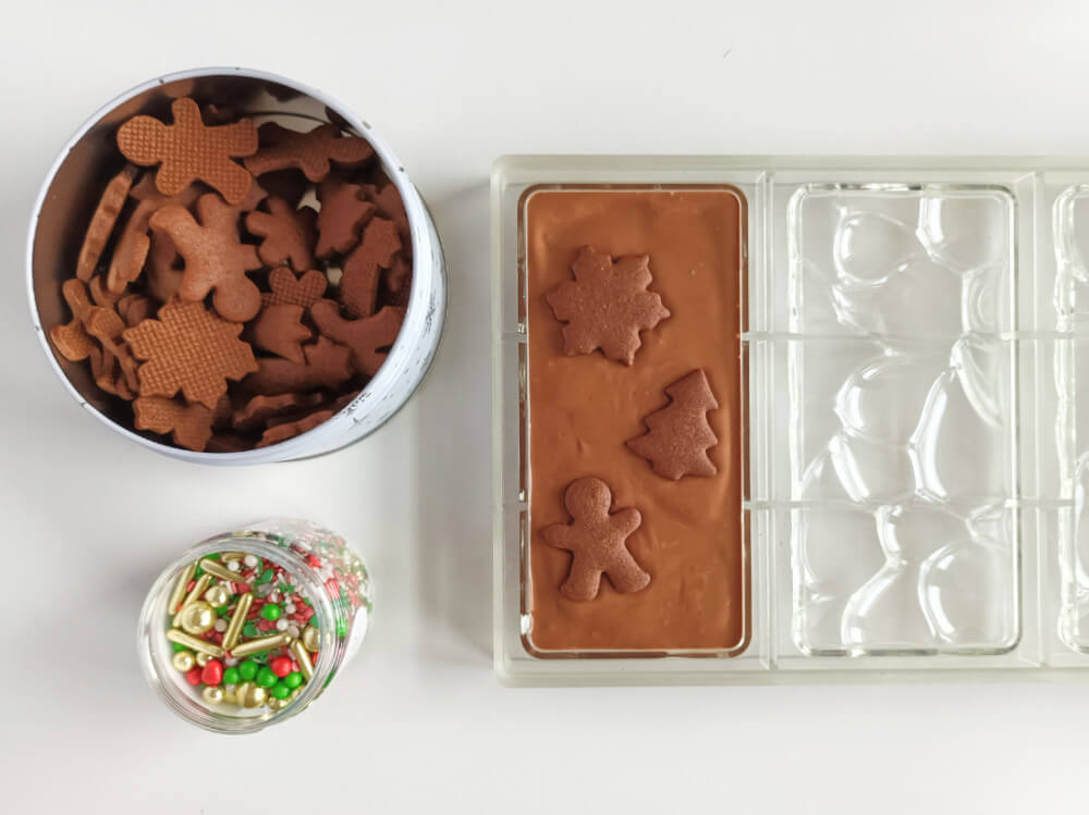 tabliczki czekolady ze świąteczną dekoracją, posypka Słodki Bufet, forma do czekolady Silikomart