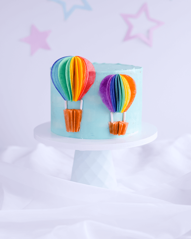 Odlotowy tort z balonami - oryginalna dekoracja z papieru waflowego