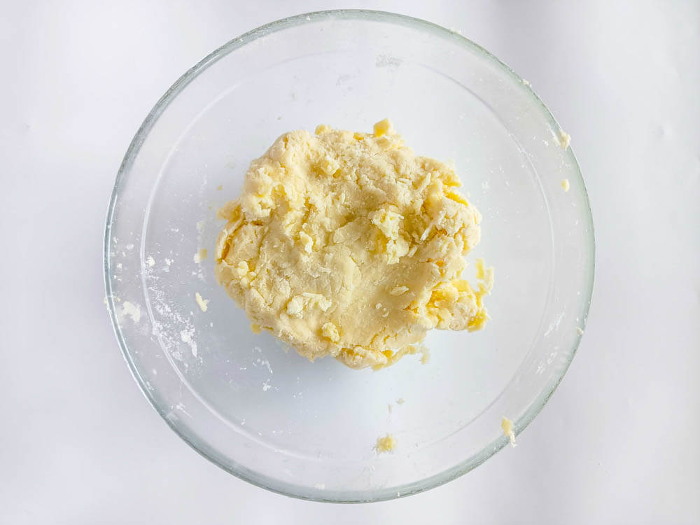 Przygotowanie kruchego, listkującego się ciasta