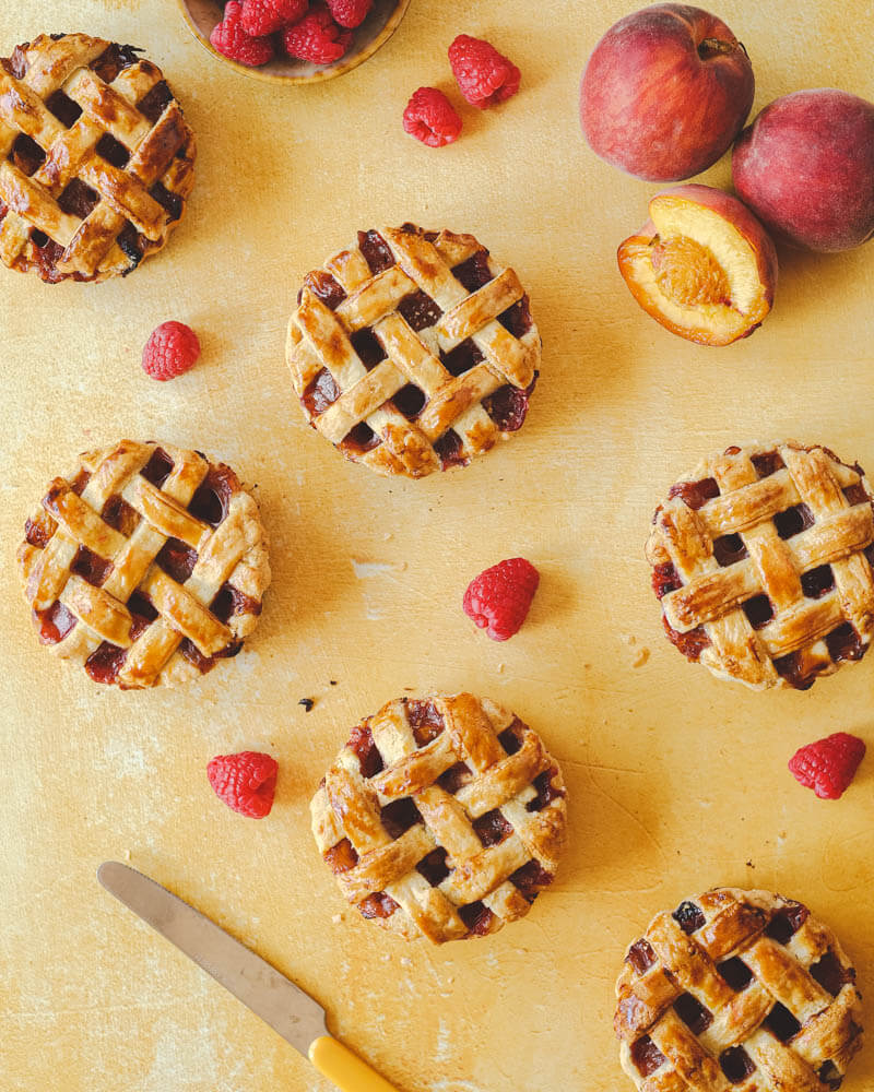 Melba mini pie - tartaletka brzoskwinia / malina