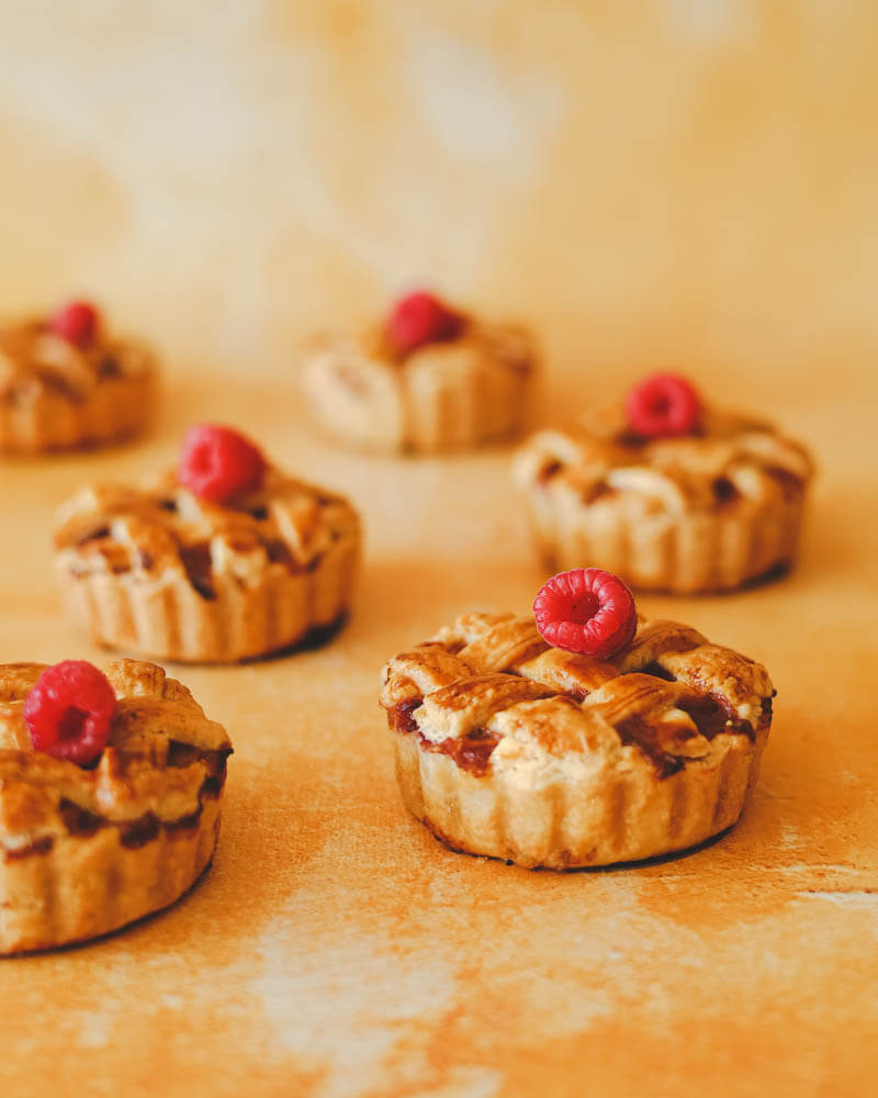 Melba mini pie - tartaletka brzoskwinia / malina
