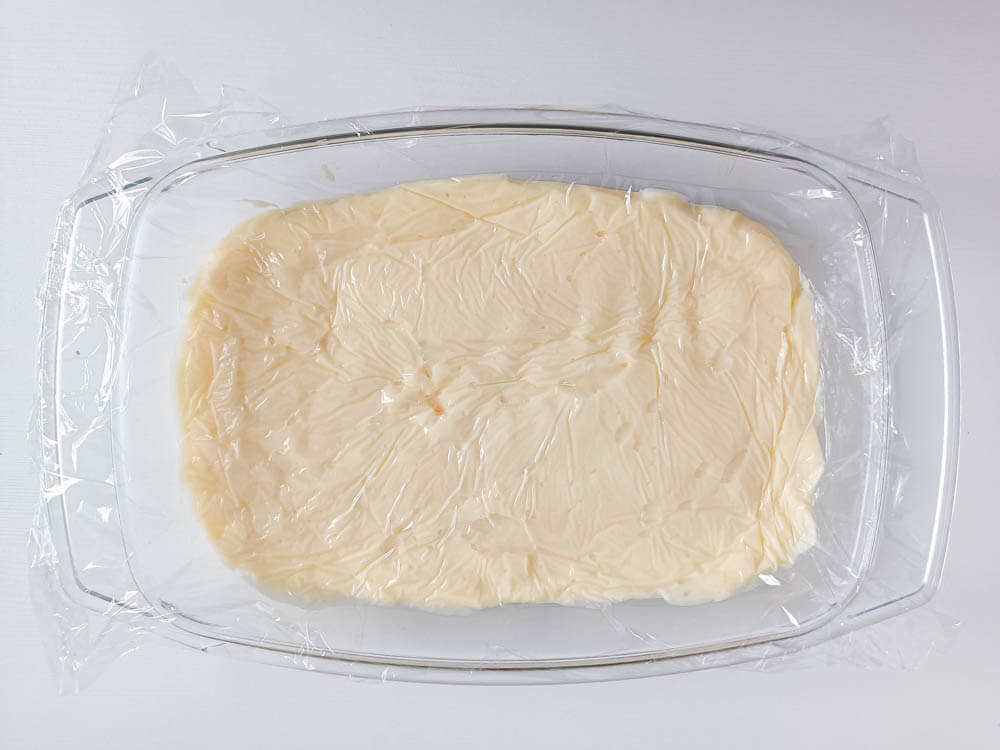 Przygotowanie kremu budyniowego - crème pâtissière