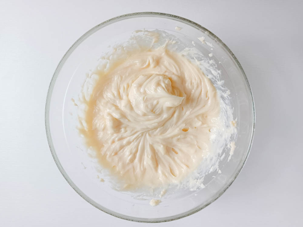 Przygotowanie kremu budyniowego - crème pâtissière