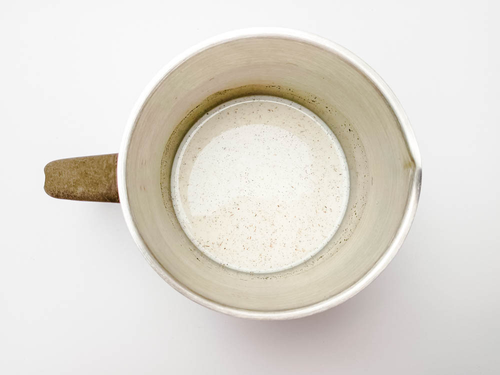 przygotowanie waniliowego kremu angielskiego z marascpone