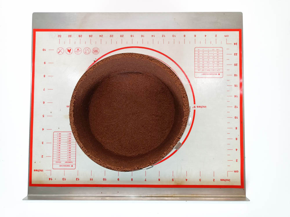 przygotowanie sernika kawowo-czekoladowego