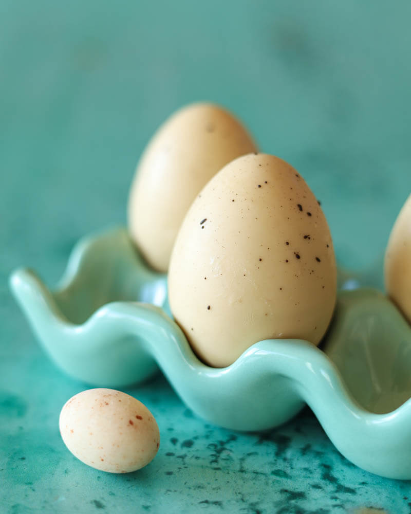 Monoporcje jajka - kokosowa namelaka / coulis mango-marakuja