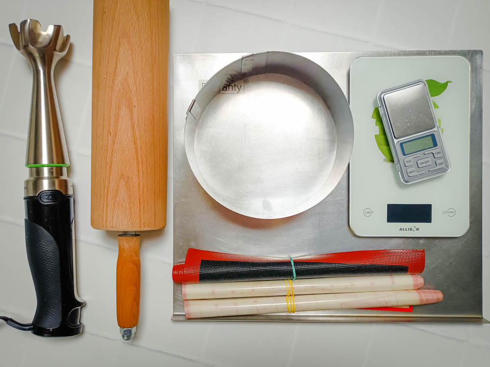 wałek do ciasta, blender, blaszka do ciasta, waga kuchenna, waga jubilerska, mata silikonowa, mata perforowana, rant cukierniczy, blender