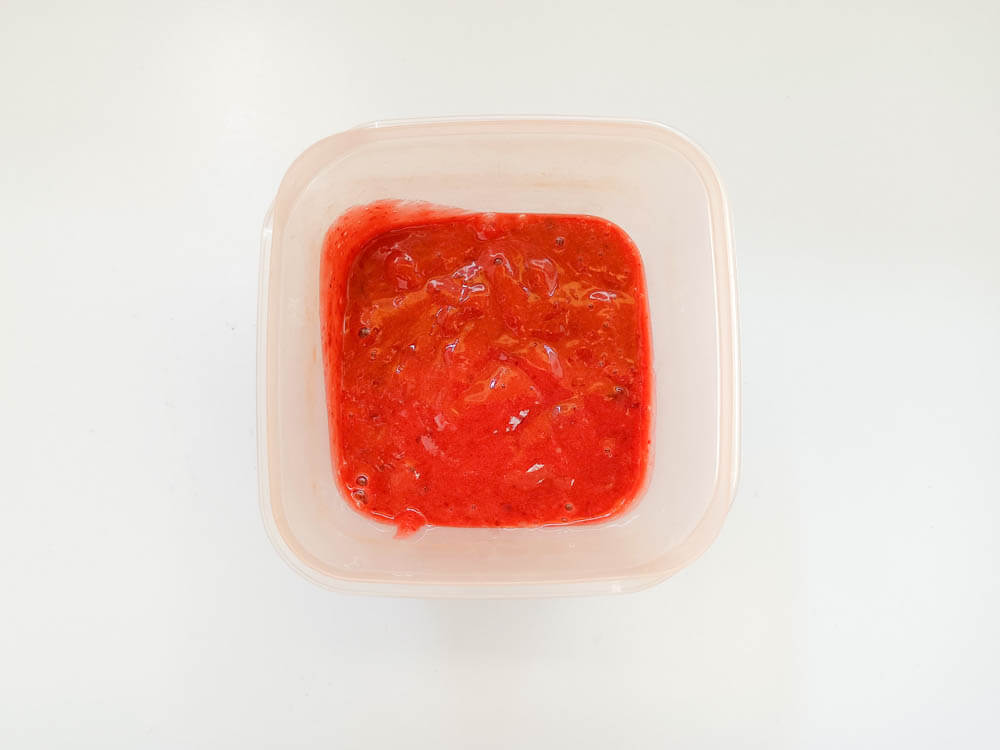 przygotowanie puree z pieczonych śliwek